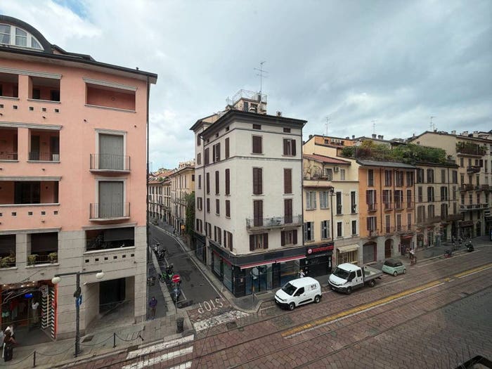 Appartamento con 6 locali in vendita in Via Urbano III, Carrobbio, Milano