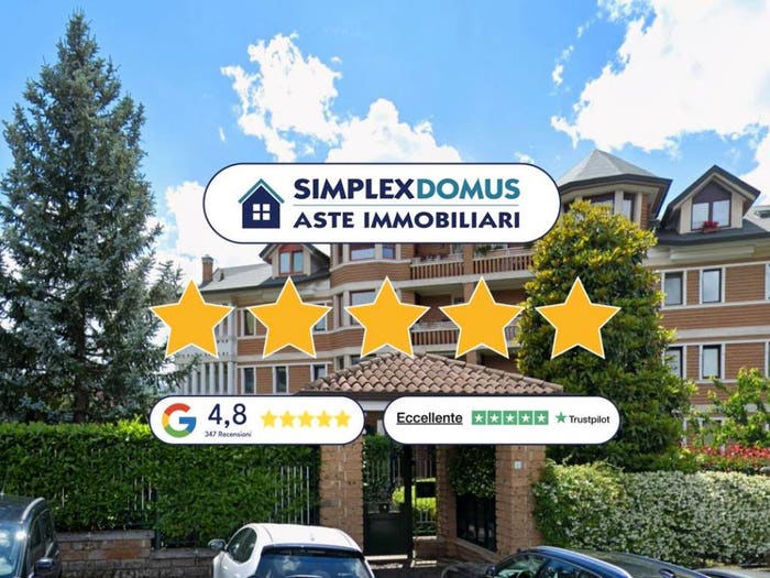 Appartamento con 6 locali in vendita in Via Augusto Guerriero, A Annarumma A Gasperi F Tedesco, Avellino