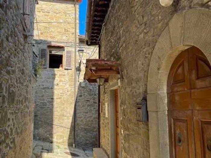 Casa trilocale in vendita in Località Quota No Number, Quota, Poppi