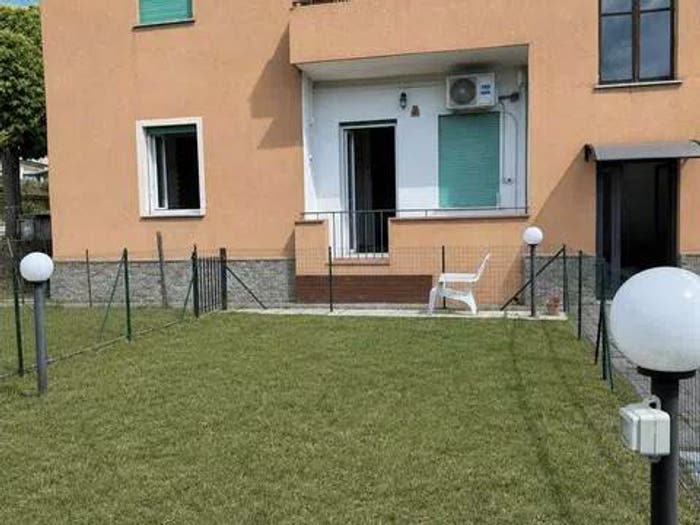 Appartamento con 6 locali in vendita in Via Delle Medaglie D'Oro, Monti, Licciana Nardi
