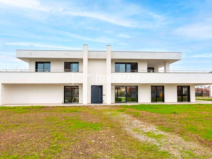 Casa con 6 locali in vendita in Sant'Albano Stura