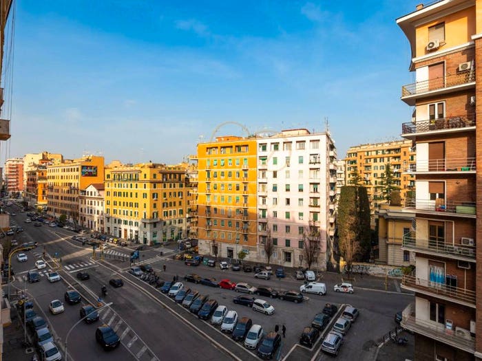 Appartamento bilocale in vendita in Via Sinuessa, San Giovanni, Roma