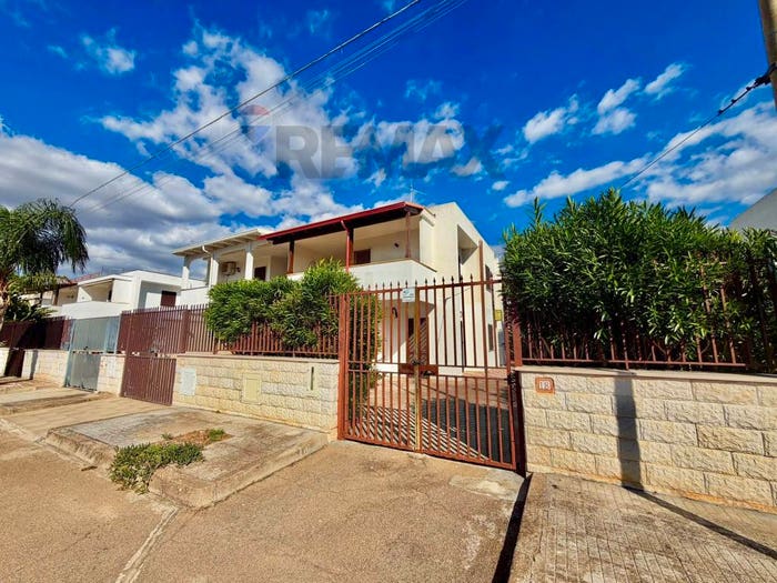 Casa quadrilocale in vendita in Centro, Porto Cesareo
