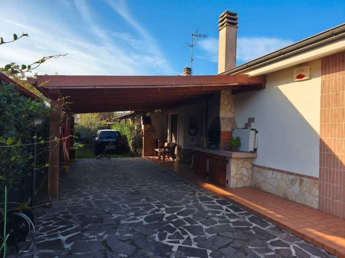 Casa in vendita in Via Monte Cristallo, Gionchetto, Latina