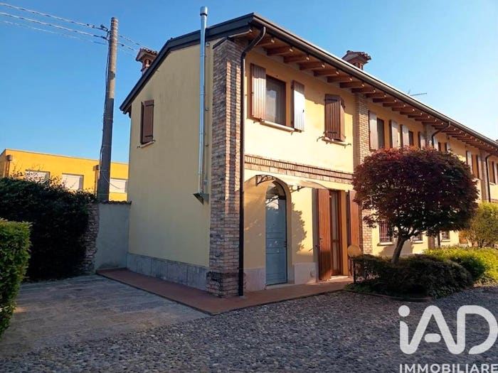 Appartamento trilocale in vendita in Vicolo Mulino, Medole