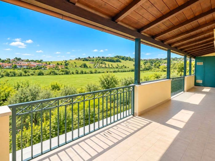 Appartamento trilocale in vendita in Via del Conero, Marcelli, Numana