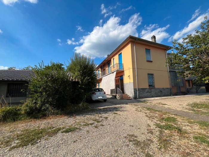 Casa con 6 locali in vendita in località Valterza, Valleversa Caniglie, Asti