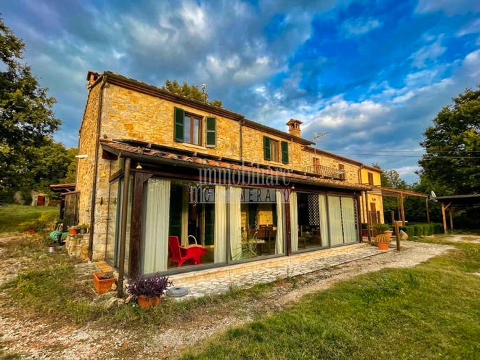 Casa con 6 locali in vendita in Località Scovaventi, Semproniano
