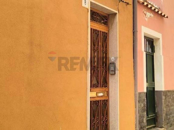 Casa con 5 locali in vendita in Via Giuseppe Arimondi, Centro, Riposto