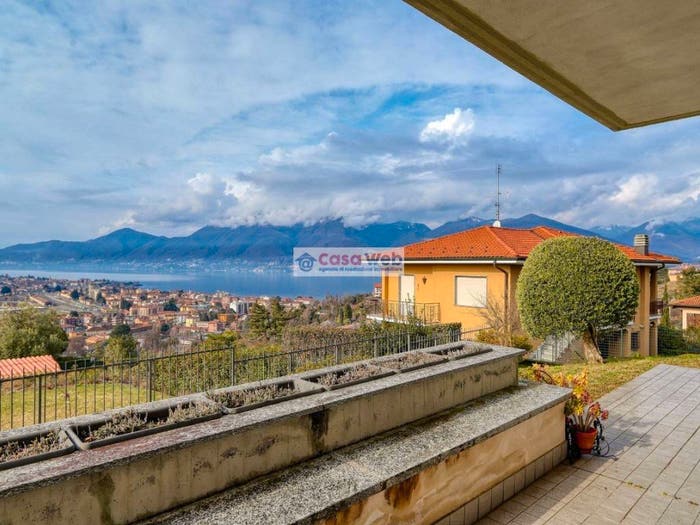 Casa con 5 locali in vendita in Centro, Luino
