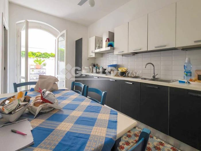 Casa con 6 locali in vendita in Località Pietrabianca, Sparvasile, Bonifati