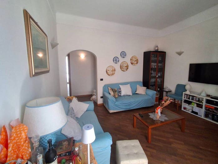 Appartamento quadrilocale in vendita in Centro, Albisola Superiore