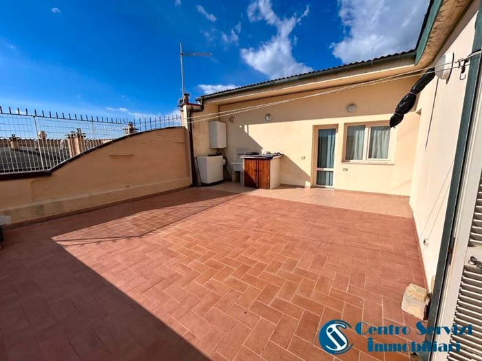 Appartamento con 5 locali in vendita in Via Maiorca, Marina di Pisa, Pisa