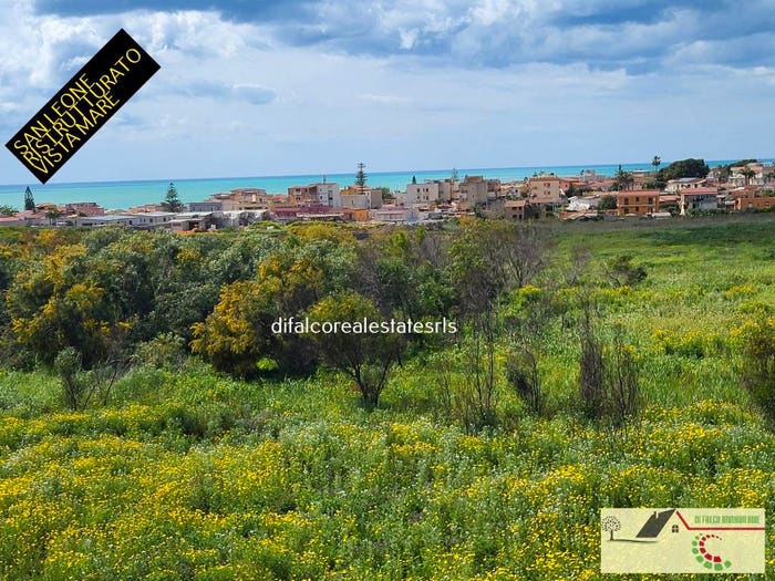 Appartamento trilocale in vendita in Via delle Viole, San Leone Villaseta Villaggio, Agrigento