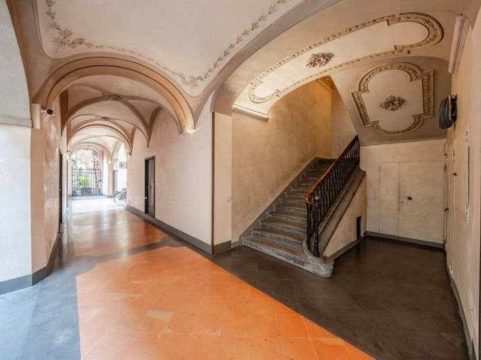 Appartamento con 6 locali in vendita in Centro Storico, Parma