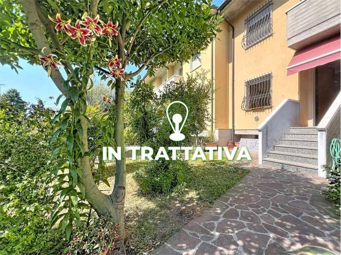 Casa quadrilocale in vendita in via alcide de gasperi, Centro, Botticino