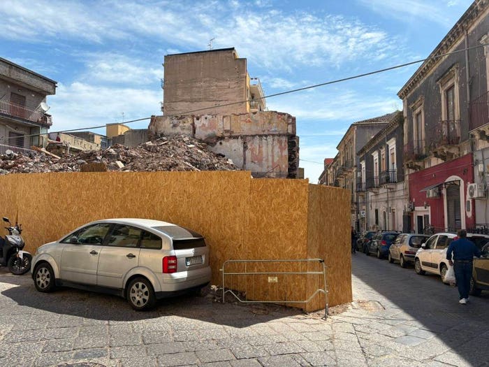 Casa con 6 locali in vendita in Via Abate Ferrara, Centro Storico, Catania