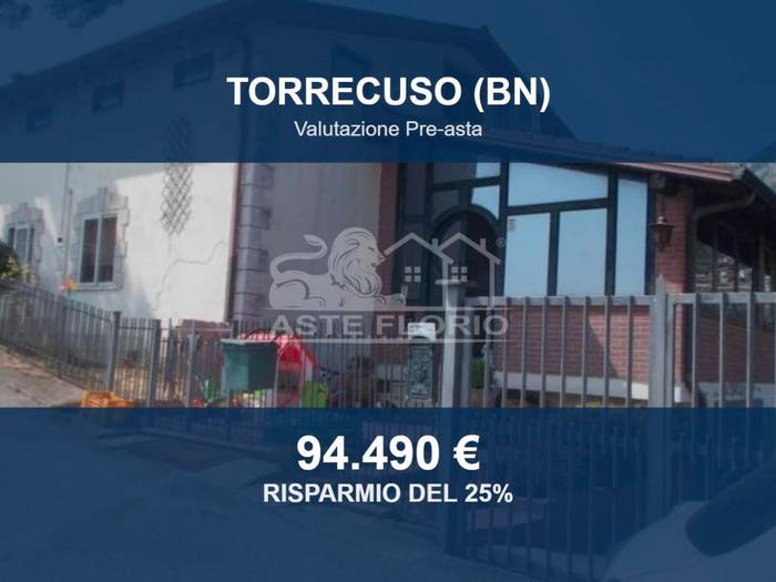 Casa con 6 locali in vendita in Contrada Isca, Torrecuso