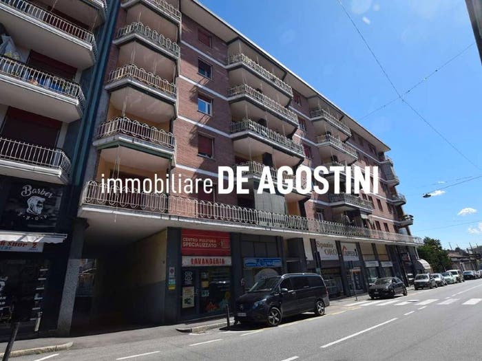 Appartamento trilocale in vendita in via Torino, Centro, Arona