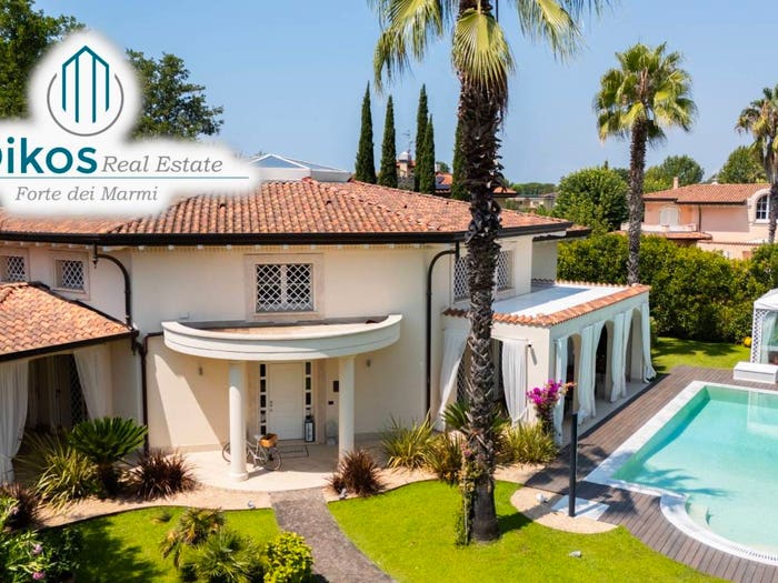Casa con 6 locali in vendita in Via Gino Balduini, Caranna, Forte dei Marmi