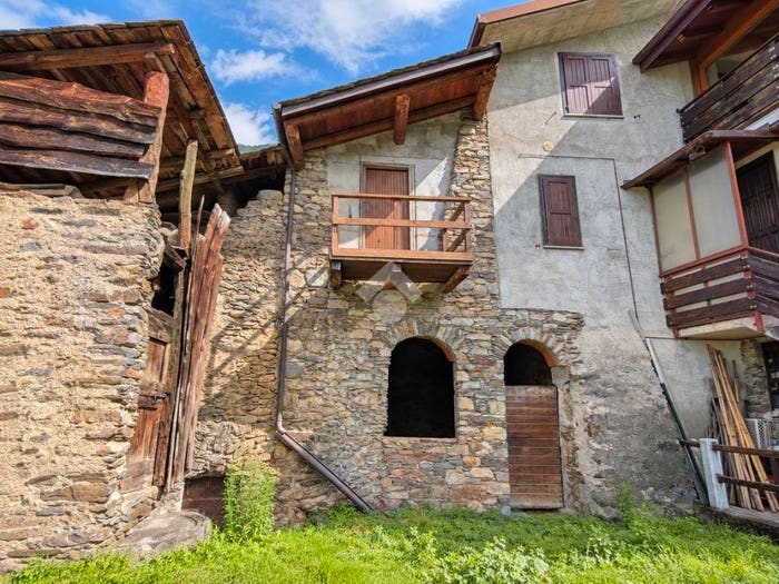 Casa bilocale in vendita in Via Casa Scranzi, San Giovanni, Teglio