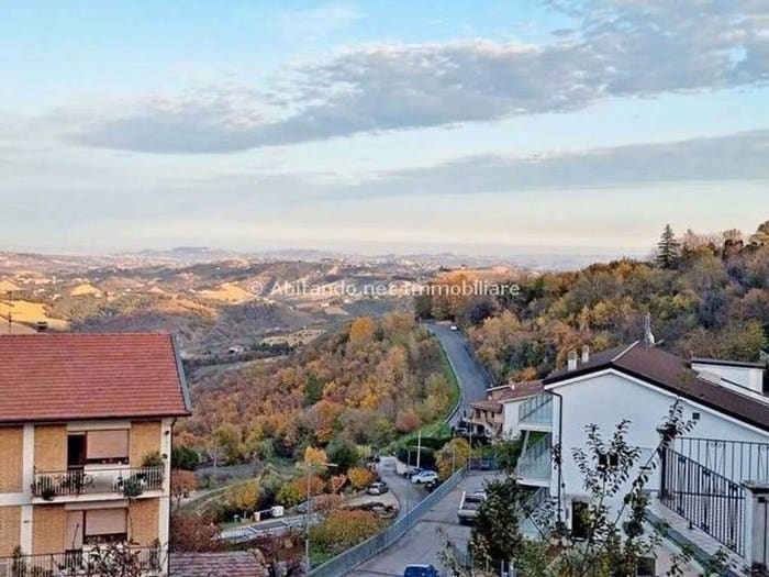 Casa con 6 locali in vendita in Centro, Penne