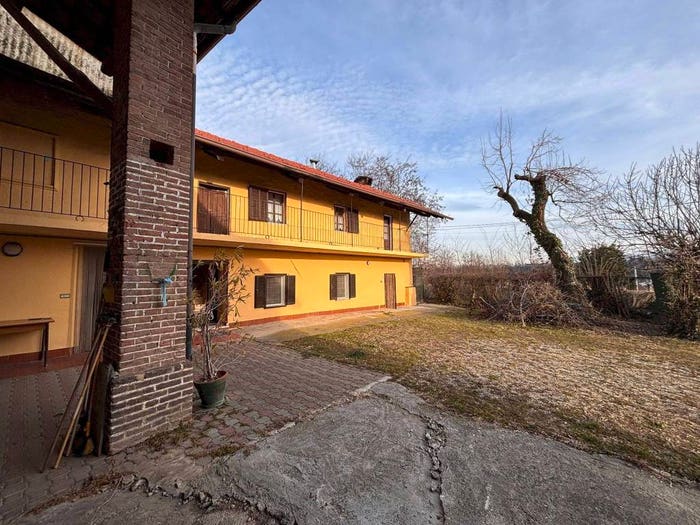 Casa quadrilocale in vendita in Via Monte Chersogno snc, Vignolo