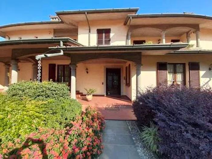 Casa con 5 locali in vendita in Ospitaletto