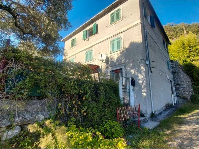 Appartamento con 6 locali in vendita in Via alla Costa di San Siro, Struppa, Genova