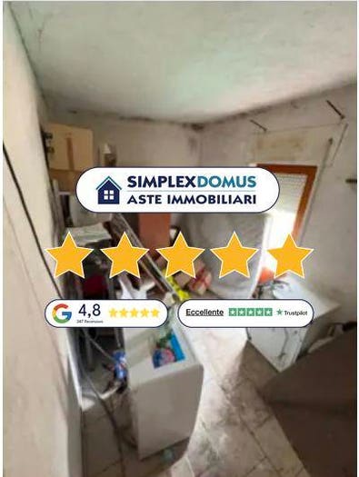 Appartamento con 5 locali in vendita in Via Coppito, Duomo Fontana Luminosa, L'Aquila