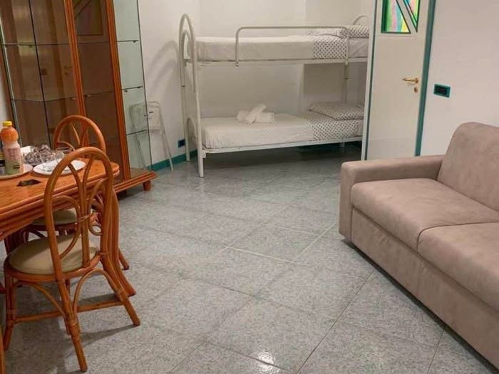 Appartamento trilocale in vendita in Via Fiumara, Letojanni