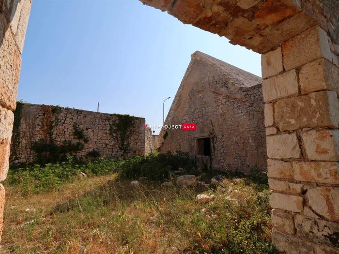 Casa trilocale in vendita in Via Liguria, Centro, Cisternino