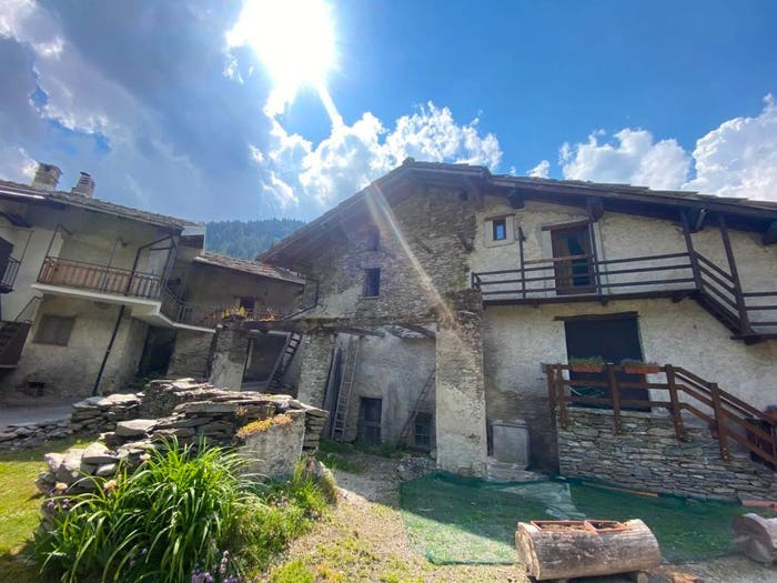 Casa con 5 locali in vendita in Frazione Villa, Prali