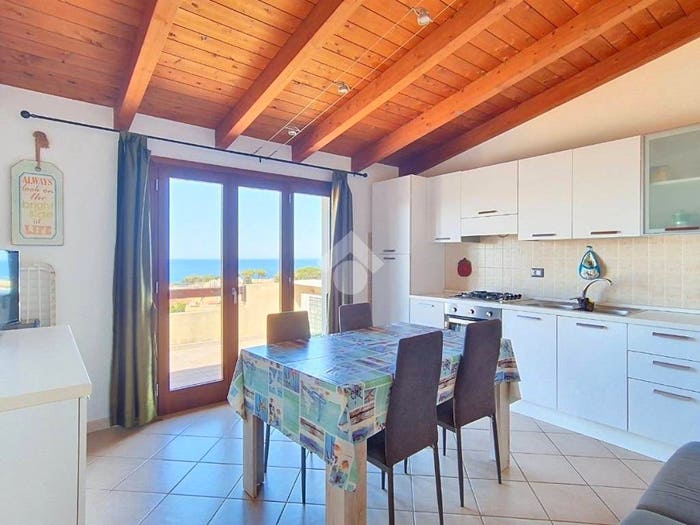 Appartamento trilocale in vendita in Via Alfonso V D'Aragona, Castelsardo