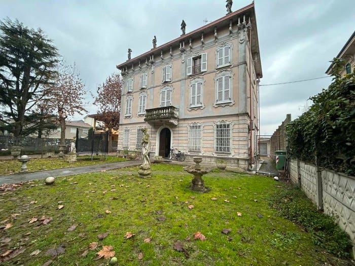 Appartamento con 5 locali in vendita in Centro, Poggio Rusco