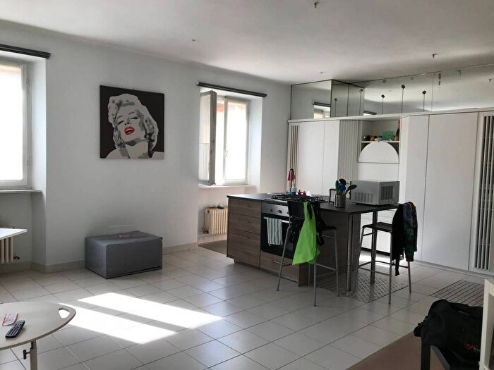 Appartamento trilocale in vendita in Corsi, Ancona