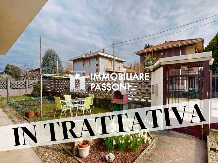 Appartamento quadrilocale in vendita in Via Monte Cervino, Fagnano Olona
