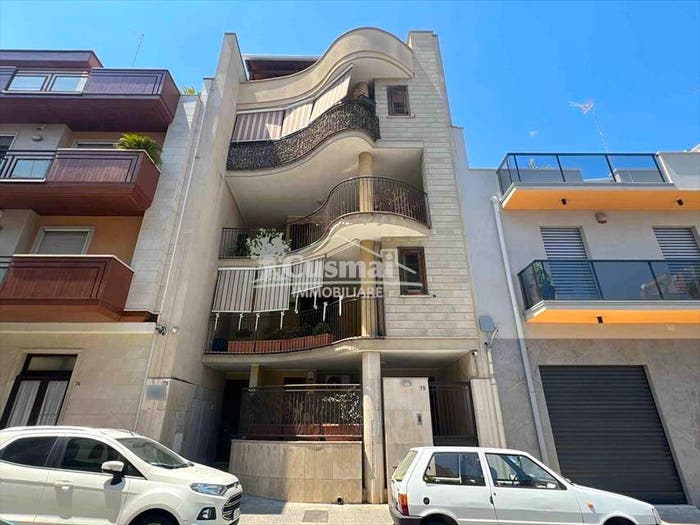 Appartamento con 5 locali in vendita in Via Lissa, San Giuseppe Artigiano Goito, Andria