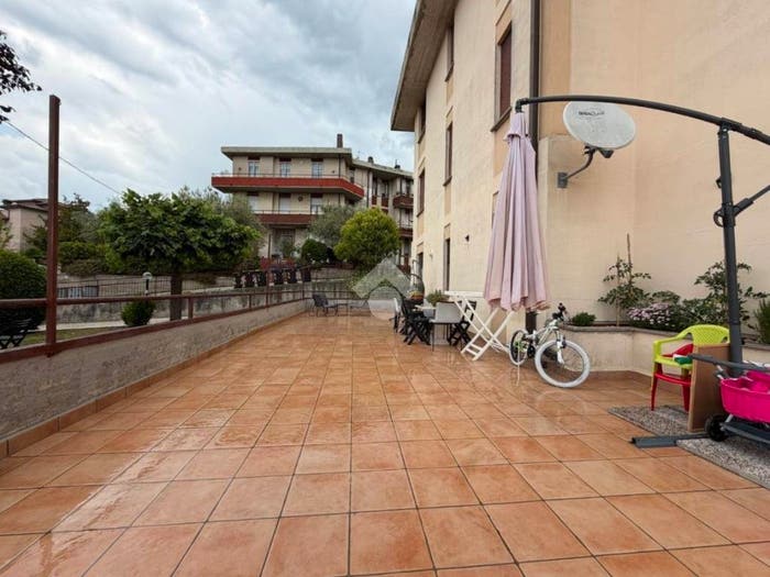 Appartamento quadrilocale in vendita in Via Leonardo da Vinci, Centro, Montecastrilli