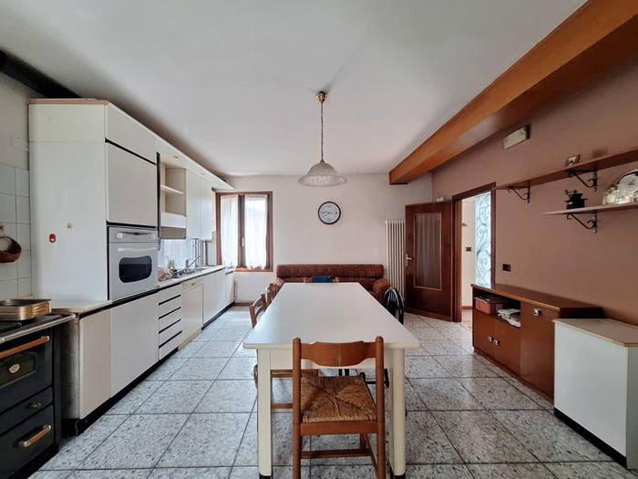 Casa con 5 locali in vendita in Sarcedo