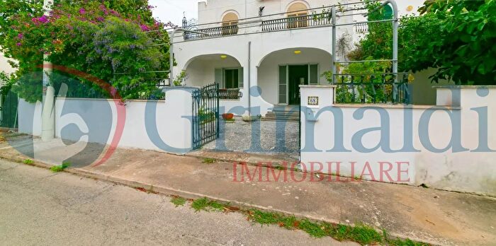 Casa quadrilocale in vendita in Via Gemini Rivabella Snc, Gallipoli