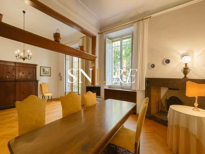 Appartamento con 6 locali in vendita in Viale Giacomo Matteotti, San Marco SS Annunziata, Firenze