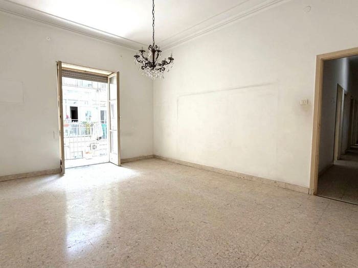 Appartamento con 5 locali in vendita in Via Padova, Province Veneto, Catania