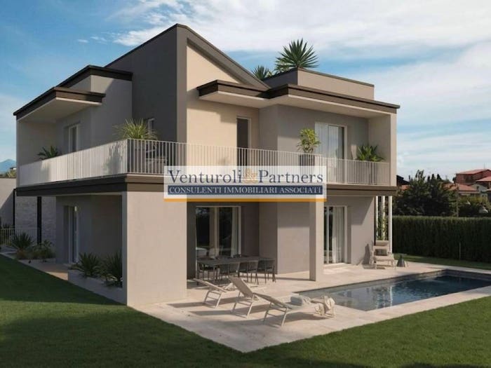 Casa con 5 locali in vendita in Via Carlo Alberto, Moniga del Garda