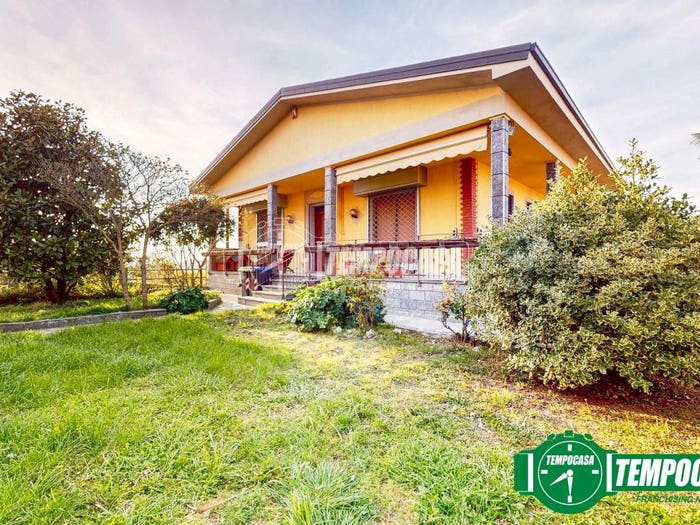 Casa con 6 locali in vendita in Via Guglielmo Marconi, Lu, Lu e Cuccaro Monferrato