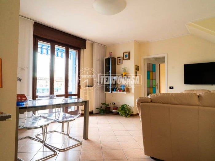 Appartamento con 5 locali in vendita in Via Rino Bragadin, Sassonia, Fano