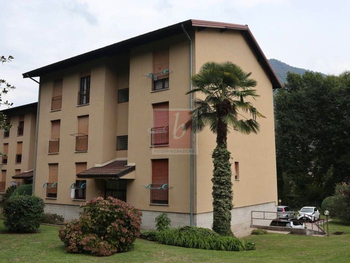 Appartamento bilocale in vendita in Via G Andlovitz, Laveno, LavenoMombello
