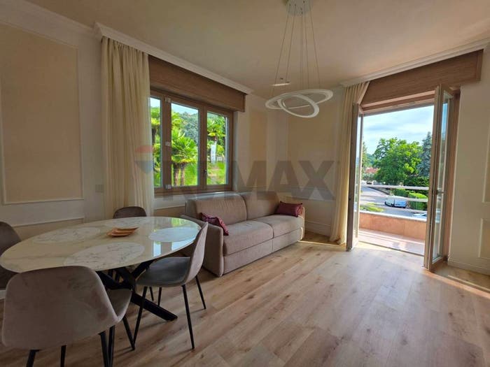 Casa quadrilocale in vendita in via alle zappe, Centro, Lesa