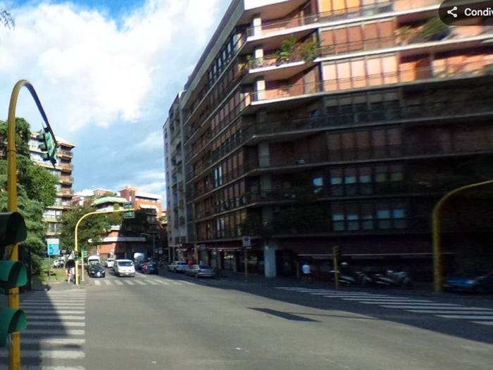 Appartamento trilocale in vendita in Via Costanza, Washington, Milano