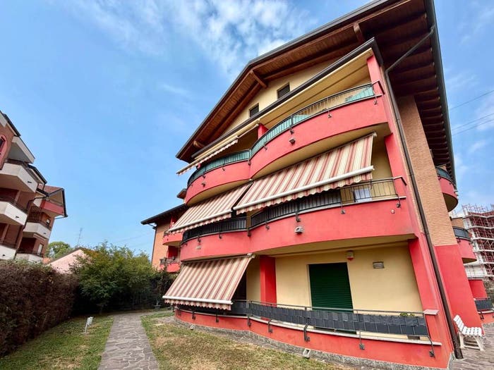Appartamento quadrilocale in vendita in Via Antonio Stradivari, Villaggio Del Sole, Limbiate